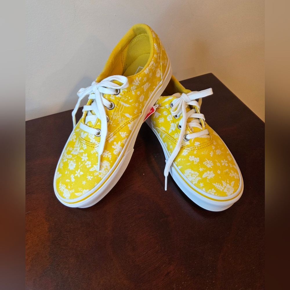 VANS Yellow Floral Shoes Size, 6 1/2